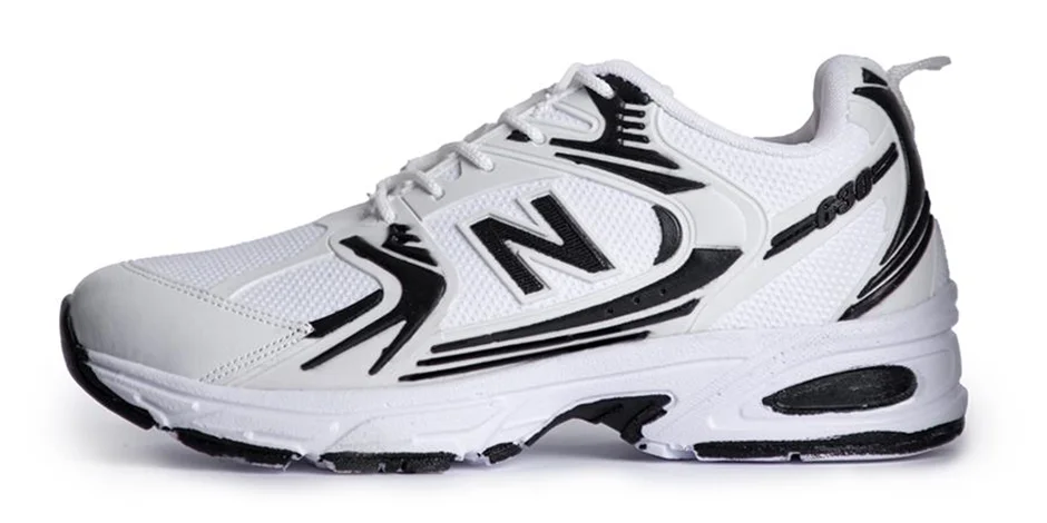 کفش نیوبالانس مردانه:چرا همه دنبال این برند هستند؟